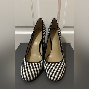 Ann Taylor Gingham Round Toe Shoes, Size 9